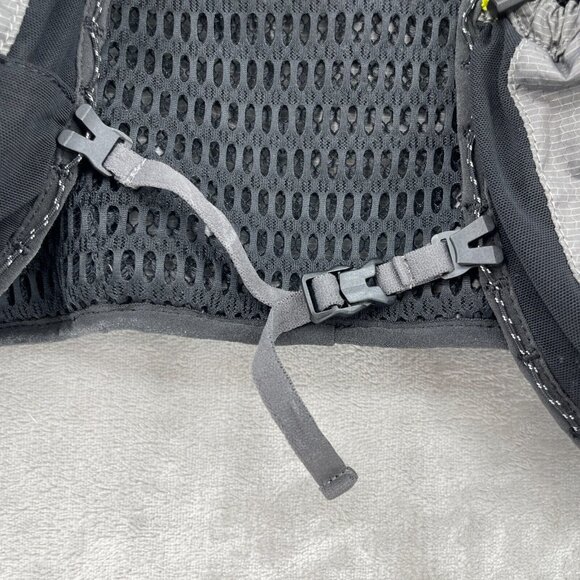 CamelBak Men's Black and Gray Hydration Vest - Picture 3 of 16